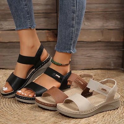 Ryza - Comfortabele sleehak sandalen