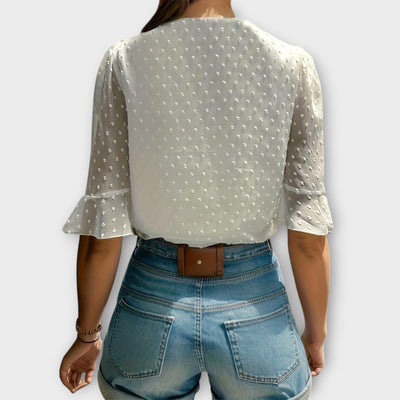 Amaya – Textured Blouse met V-hals