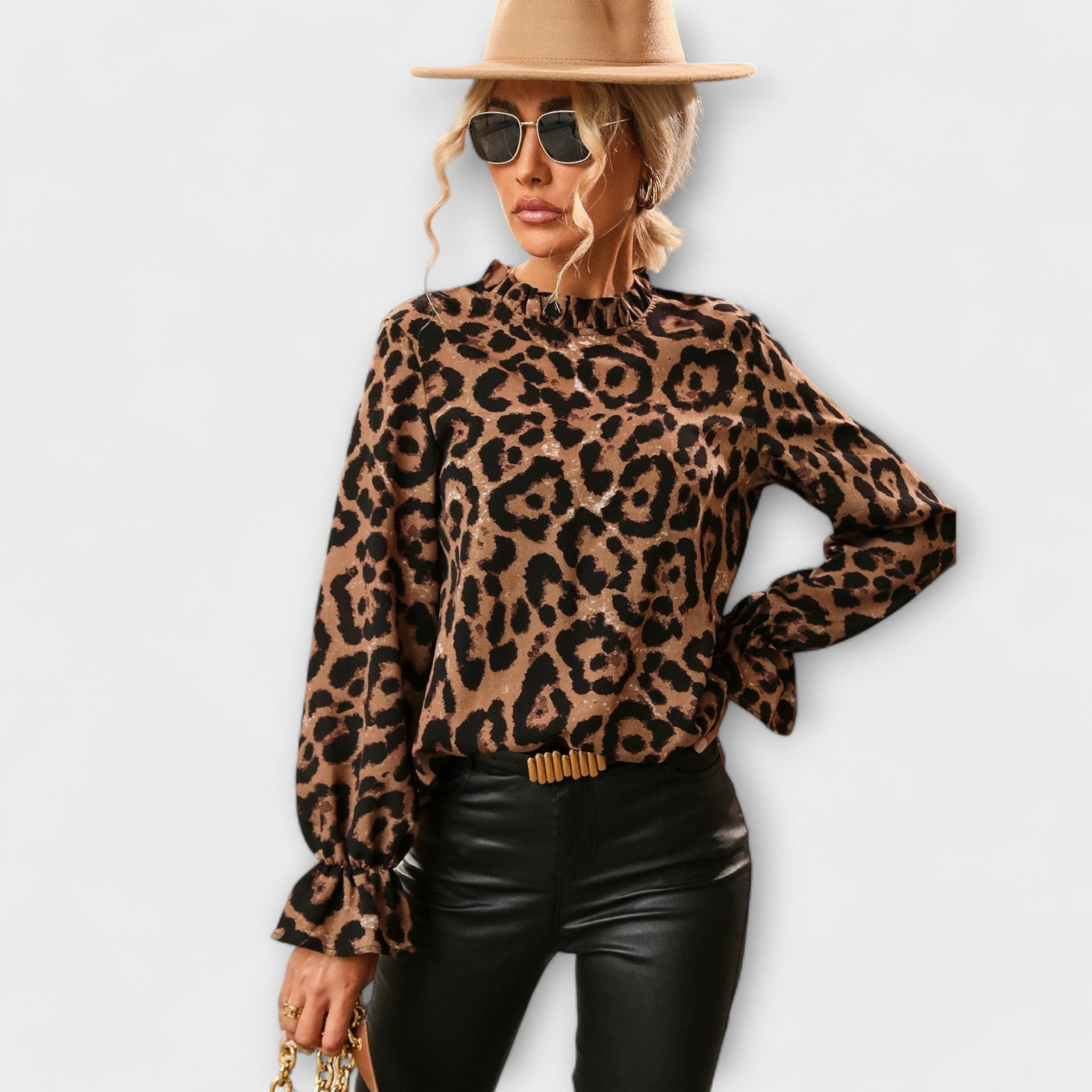 Kayla™ Luipaard Blouse met Plissé Kraag