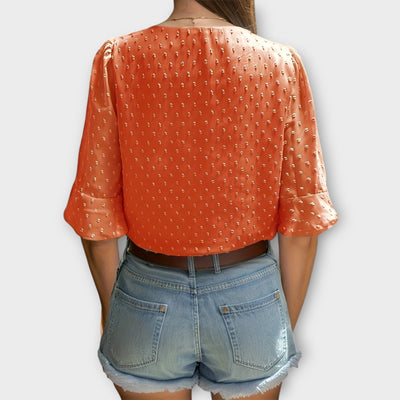 Amaya – Textured Blouse met V-hals