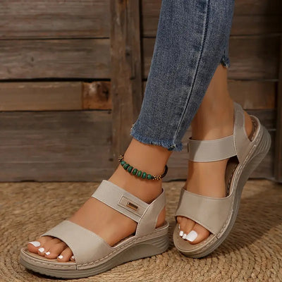 Ryza - Comfortabele sleehak sandalen