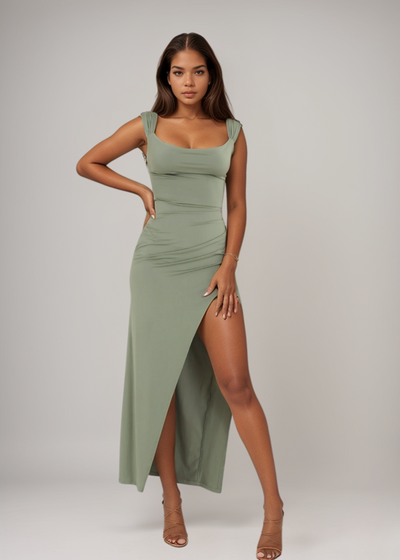 Claire™ | Figuuraccentuerende Splitjurk met Rimpelingen