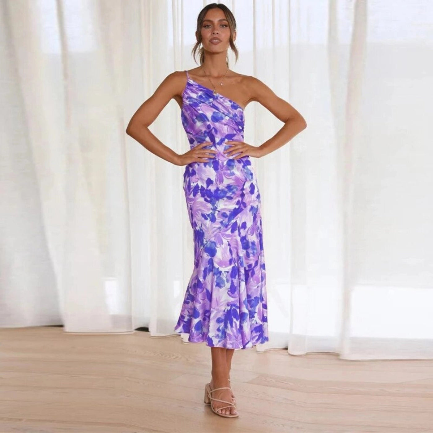 Viktoria™ | Asymmetrische Maxikleed met Bloemenpatroon