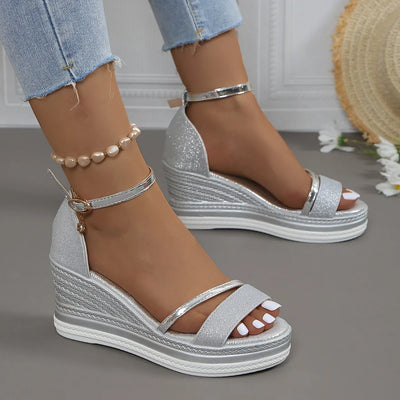 Rien - Comfortabele sleehak sandalen