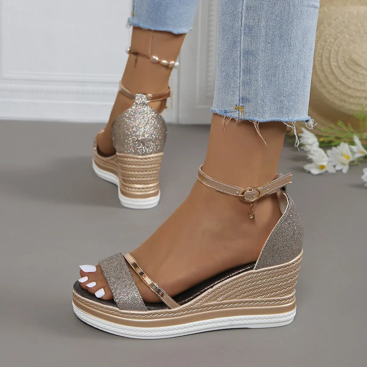 Rien - Comfortabele sleehak sandalen