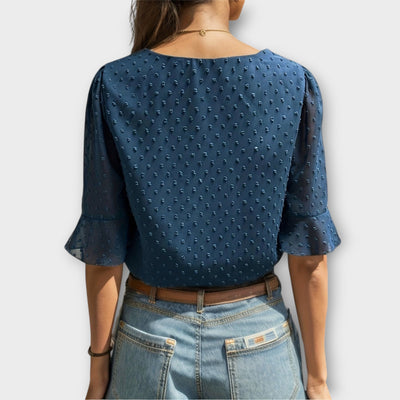 Amaya – Textured Blouse met V-hals