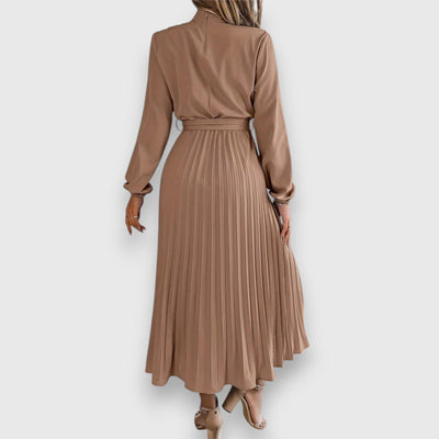 Amber™ | Tijdloze elegantie in een midi-jurk