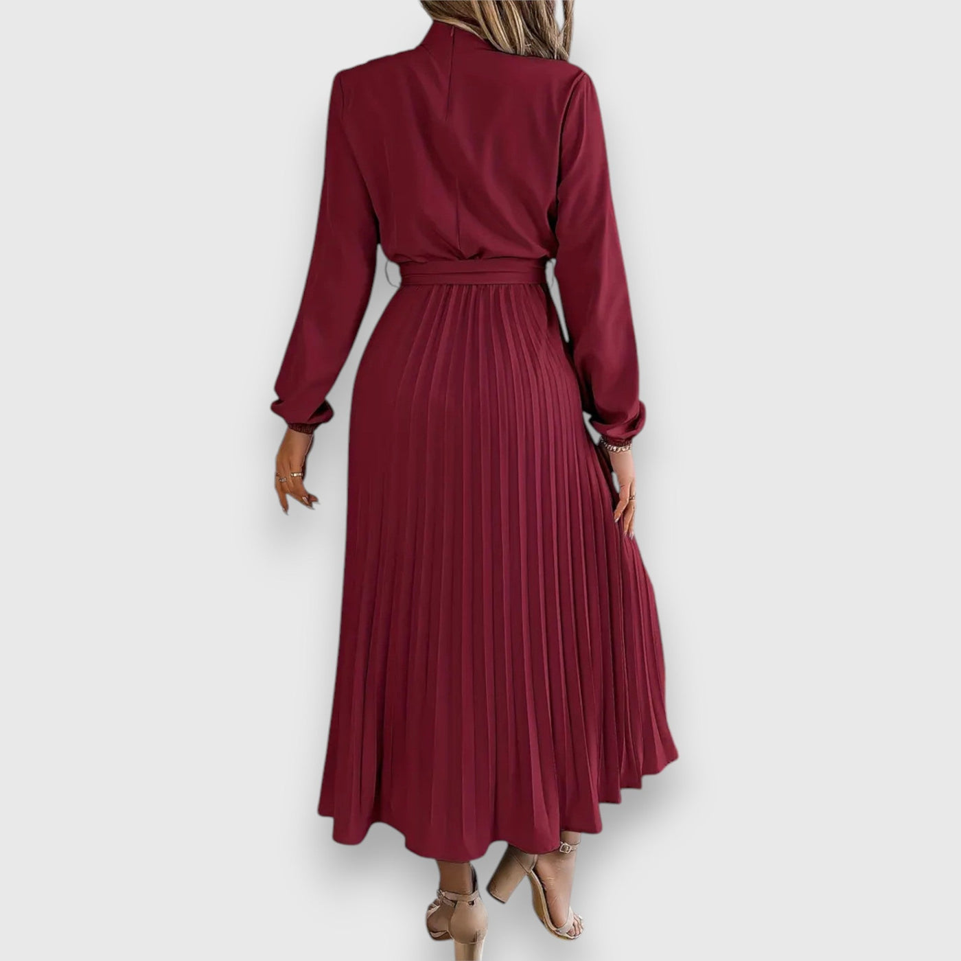 Amber™ | Tijdloze elegantie in een midi-jurk